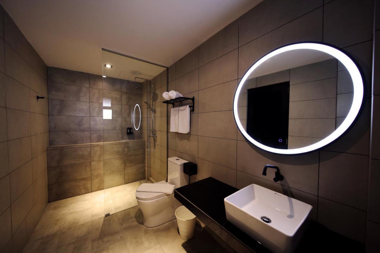 Arena Boutique Hotel 4*